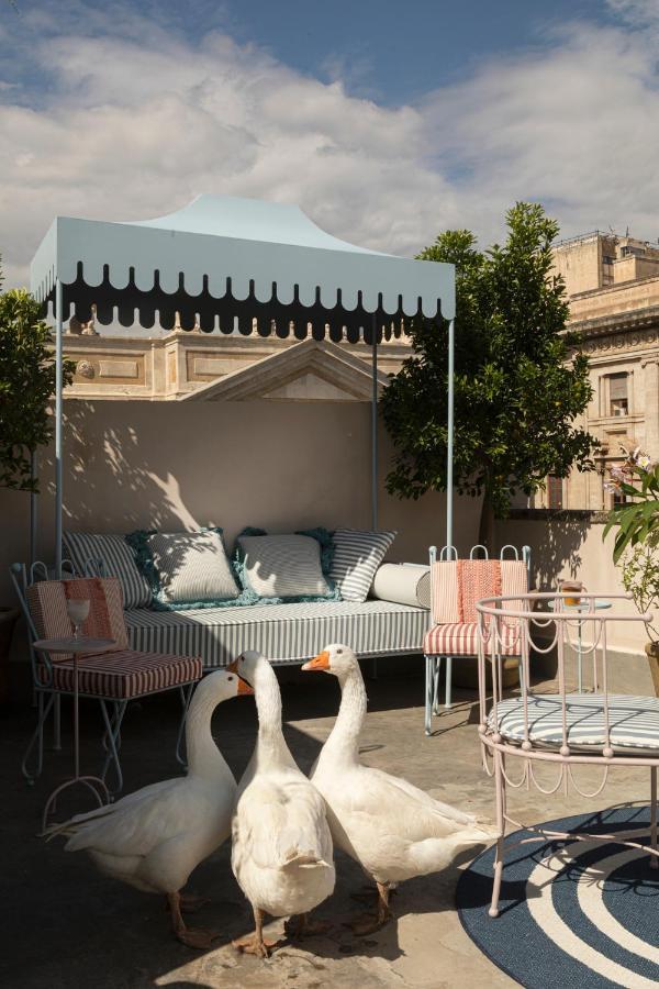 Hotel Elle Dimora Di Sicilia Aeroporto di Catania Fontana Rossa Esterno foto