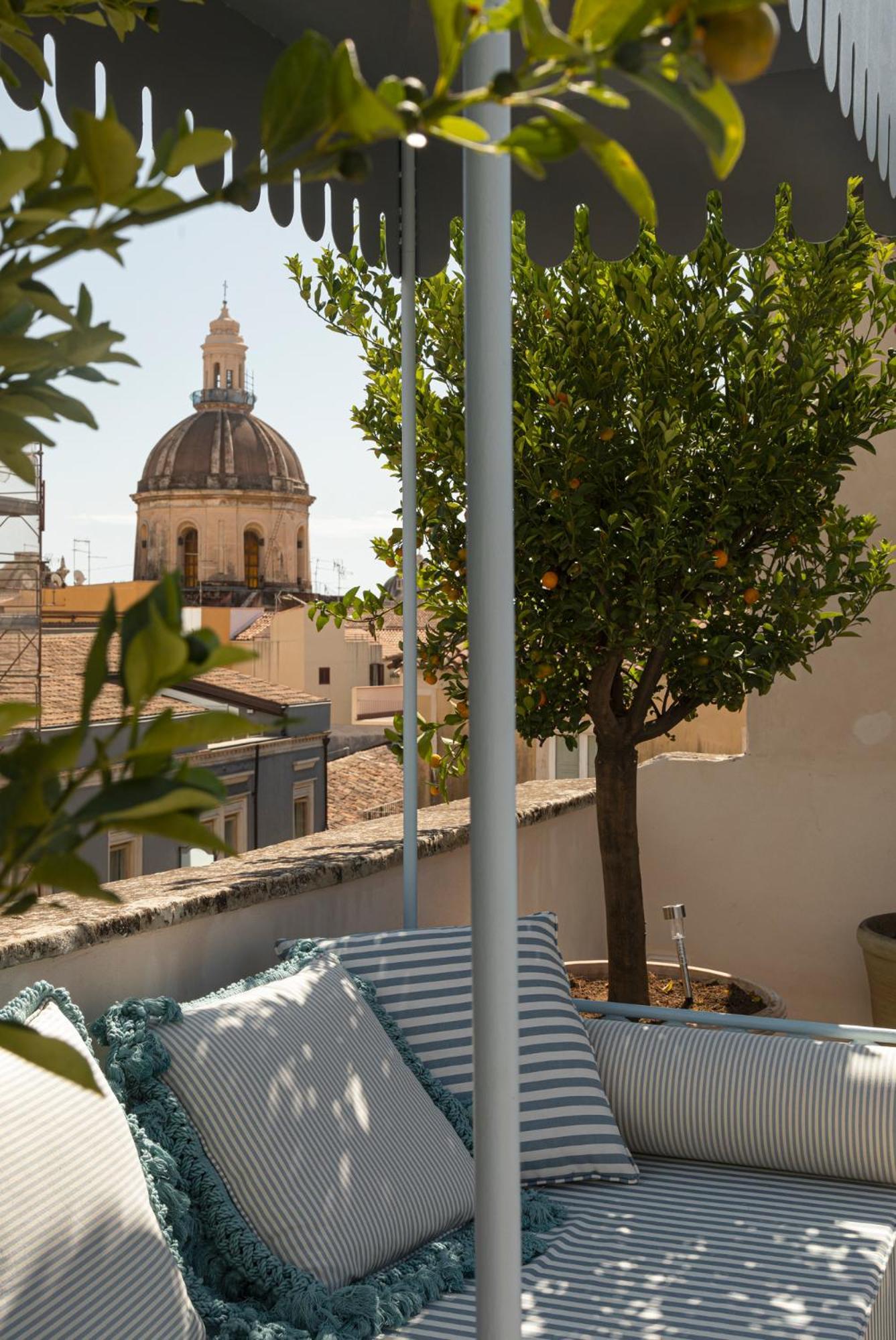 Hotel Elle Dimora Di Sicilia Aeroporto di Catania Fontana Rossa Esterno foto